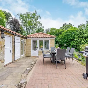 Benchmark Holiday home Glaisdale